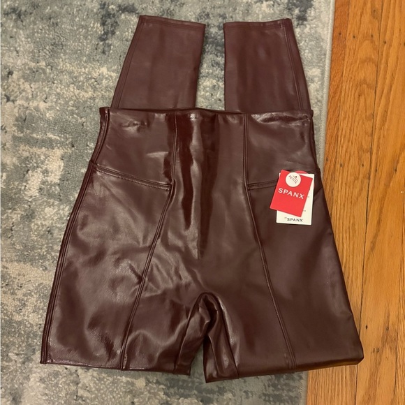NWT! Spanx faux patent leather leggings, Burgundy, SZ Small - Picture 6 of 8